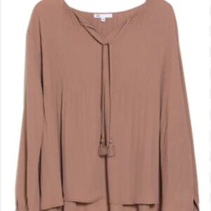 NWT DR2 Daniel Rainn Womens Plus 2X Pleated Tassel Neck Blouse In Hazelnut